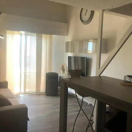 F2 F3 En Duplex Port-frejus Proche De La