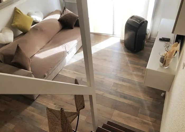 F2 F3 En Duplex Port-frejus Proche De La